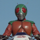 Kamen Raider en su serie de 1979, parte del género Tokusatsu.
